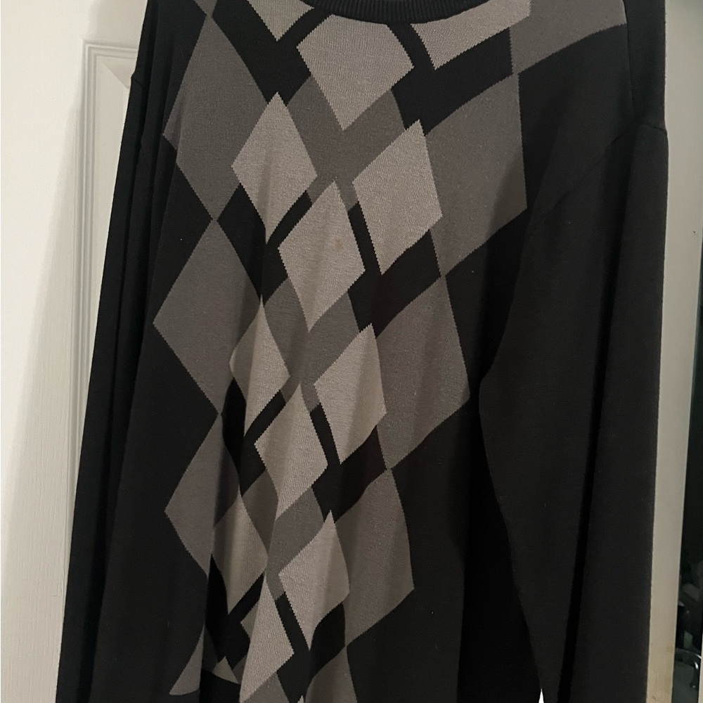 Quiksilver Black and Gray Argyle Sweater